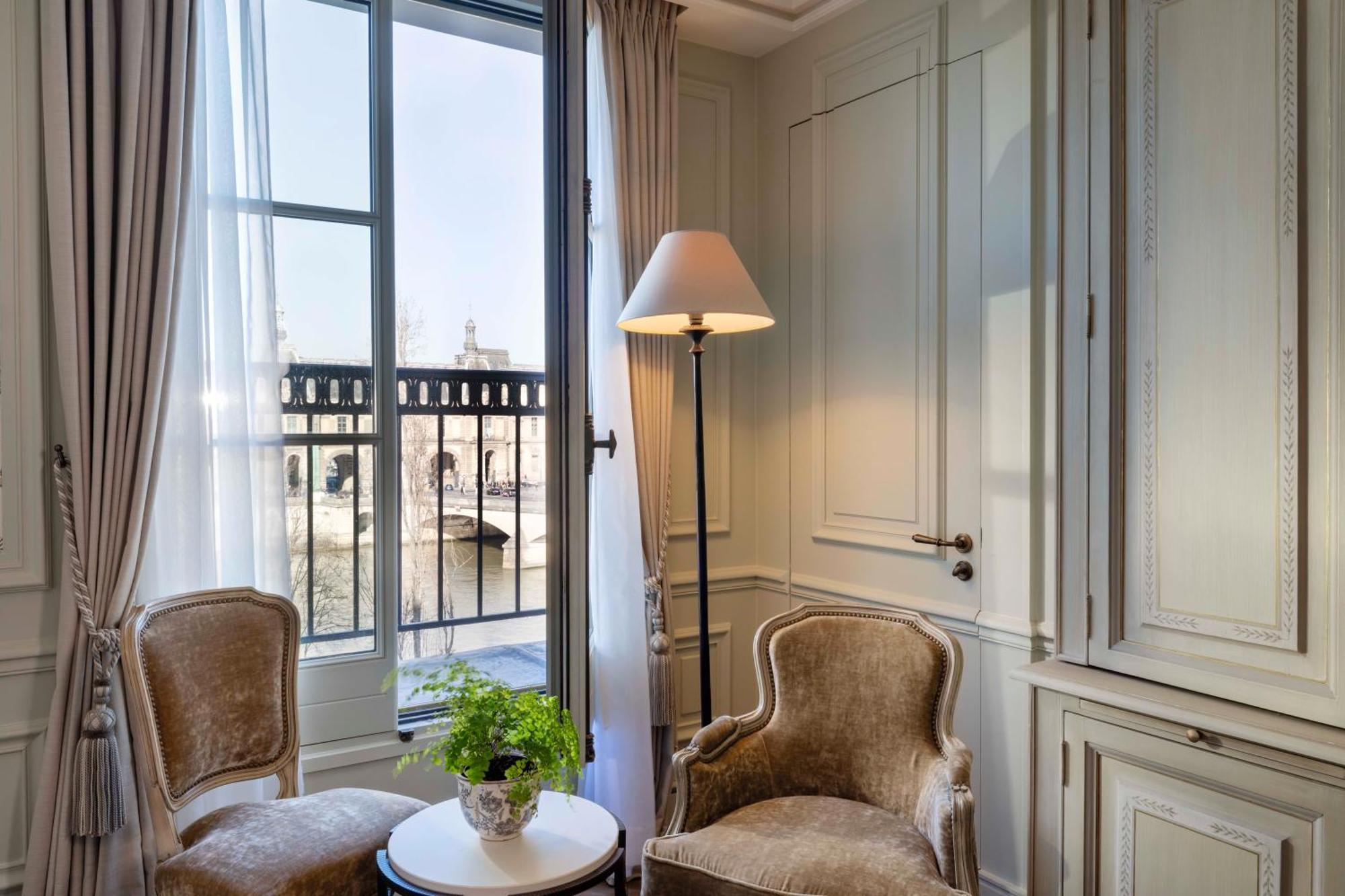 Hotel Du Quai Voltaire Paris Exterior foto