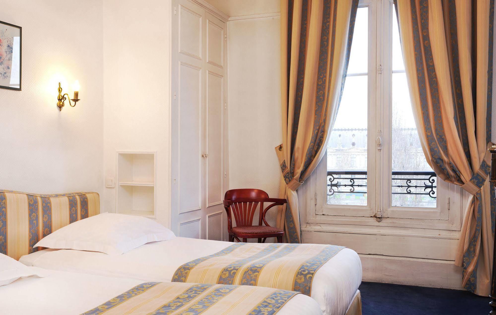 Hotel Du Quai Voltaire Paris Exterior foto